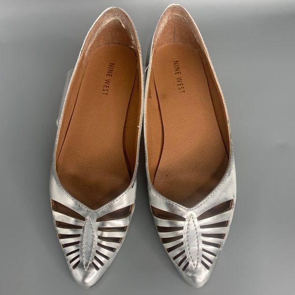 Nine West Shoes - Nine West Silver Laser Cutout Flats Taupazl 1 Size 6 Gently Worn